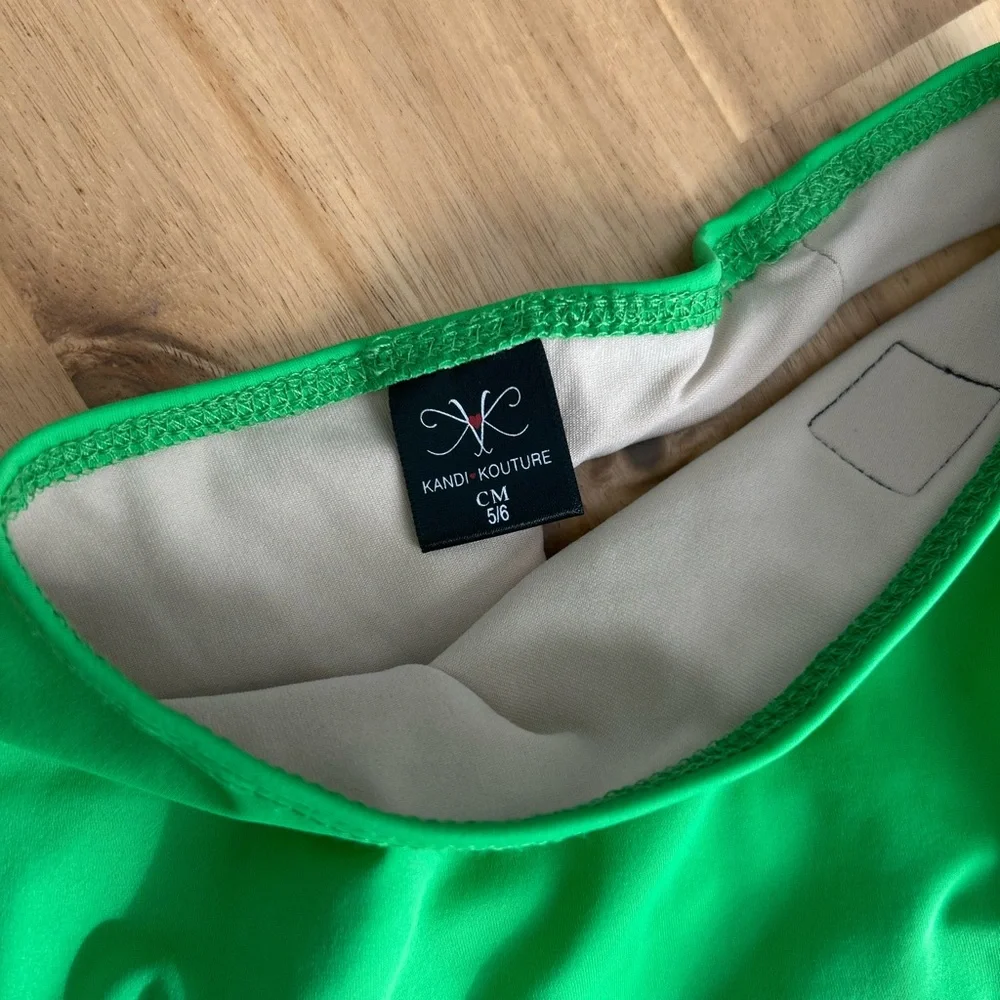 Kandi Kouture Set - CM - Bottoms are new with tags, top was used once - Picture 4 of 4